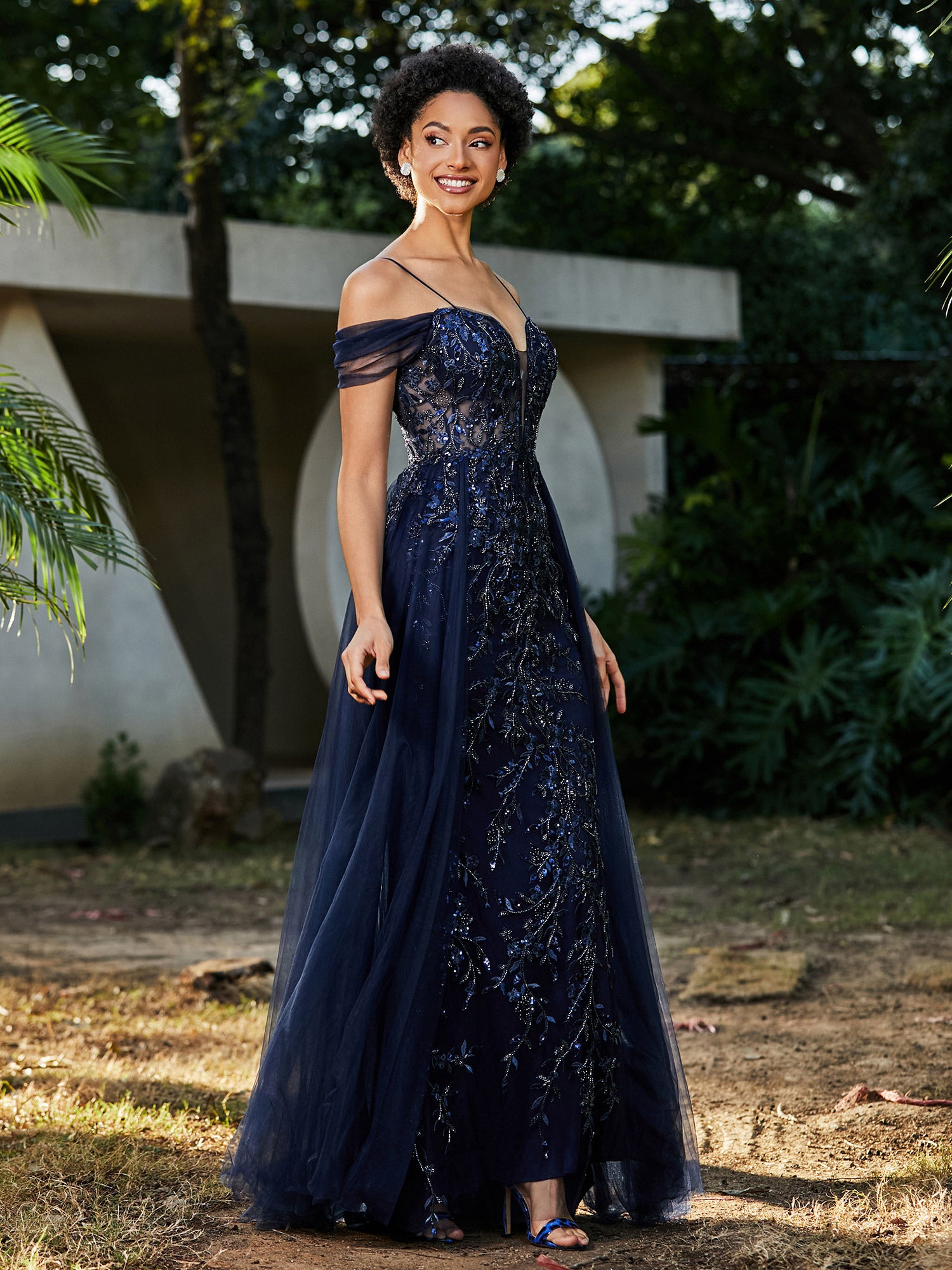 Robe de Soirée en Tulle Fourreau à Bretelles Spaghetti Bleu Marine